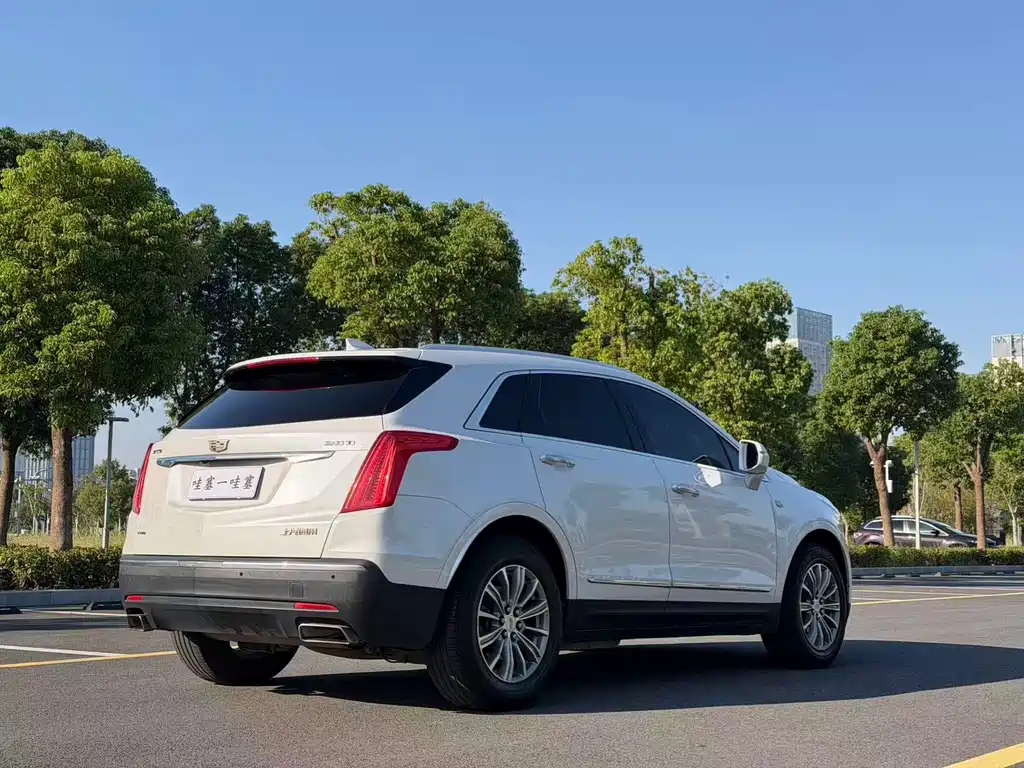 Cadillac XT5 — фото 4