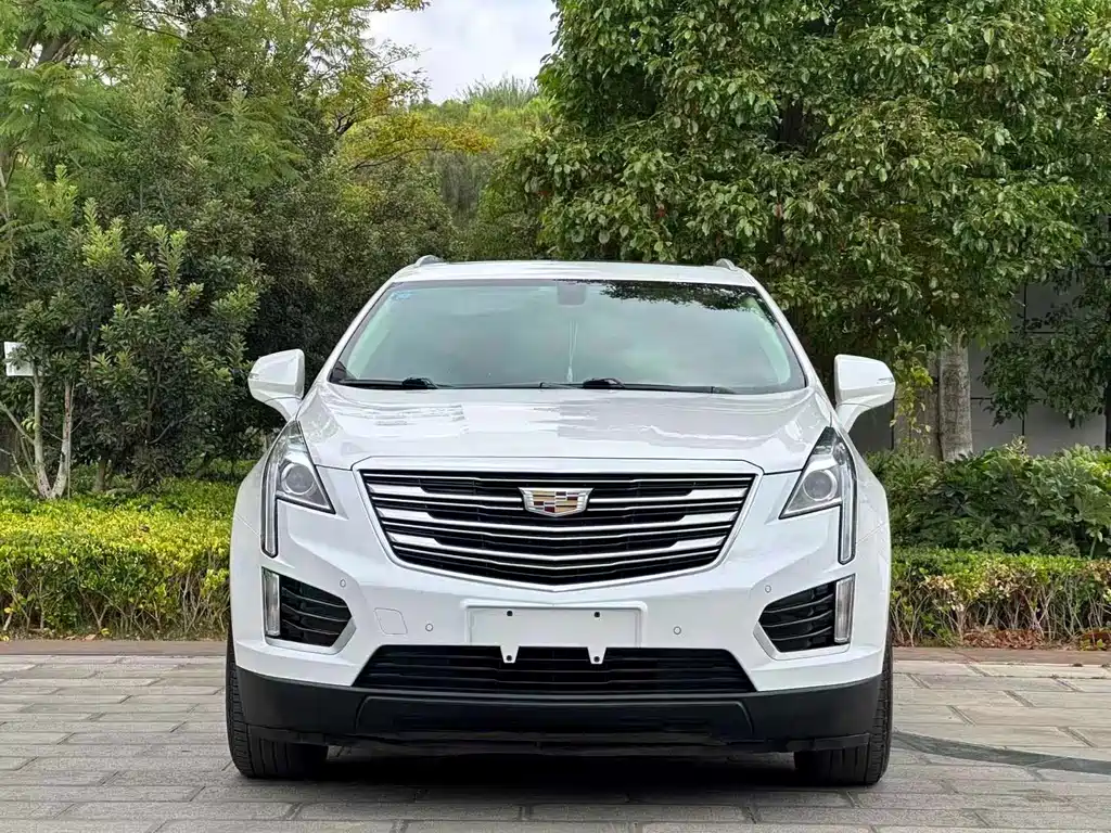 Cadillac XT5 — фото 2