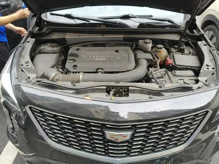 Cadillac XT4 — фото 10