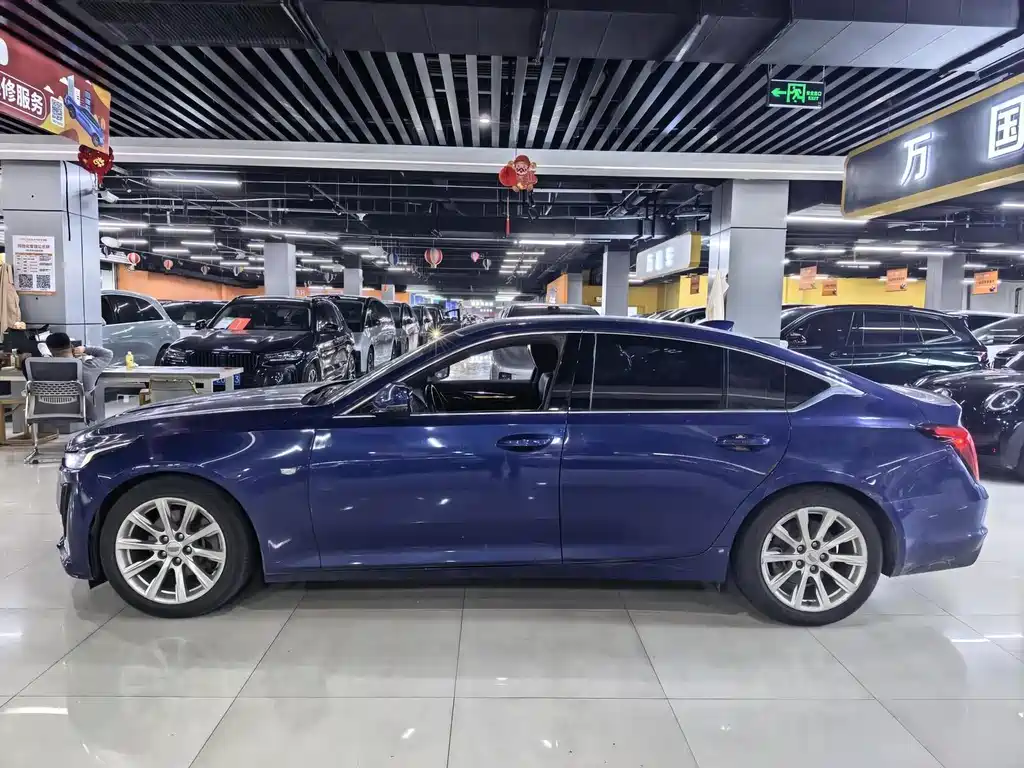 Cadillac CT5 — фото 3
