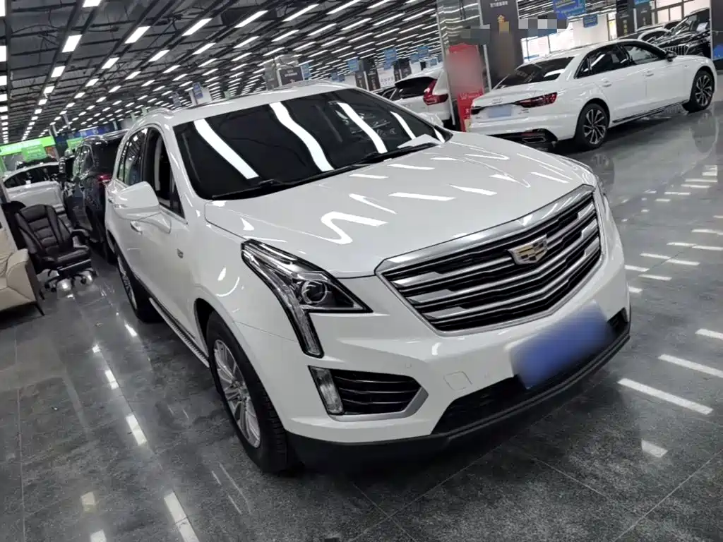 Cadillac XT5 — фото 4