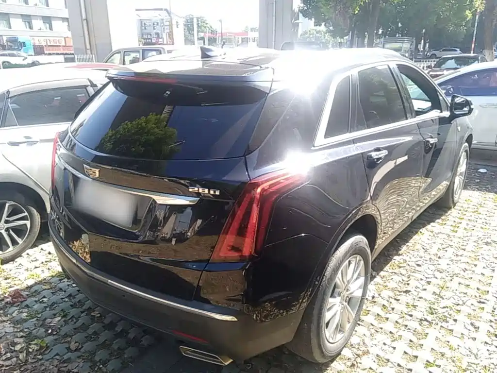 Cadillac XT5 — фото 7