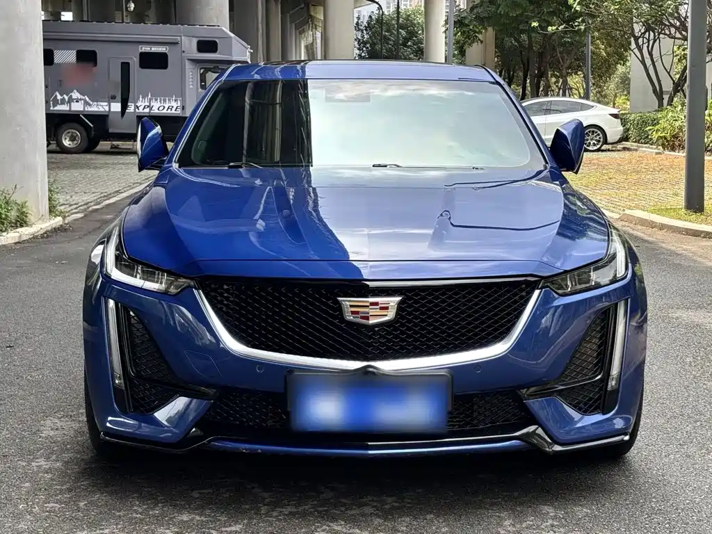 Cadillac CT5 — фото 3
