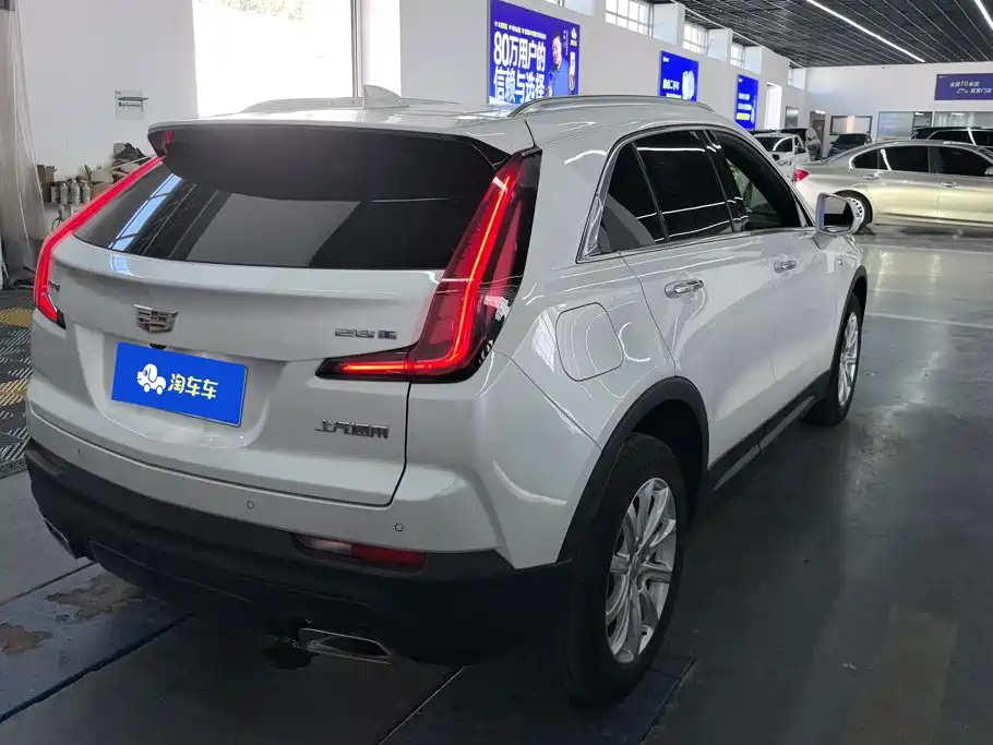 Cadillac XT4 — фото 3