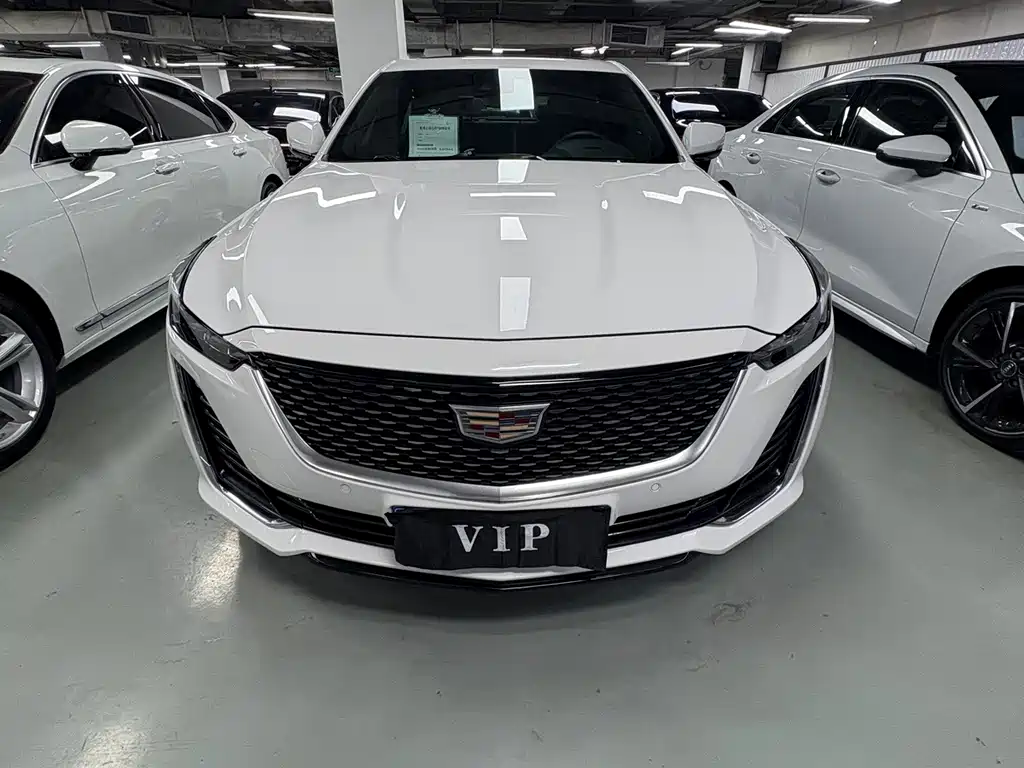 Cadillac CT5 — фото 2