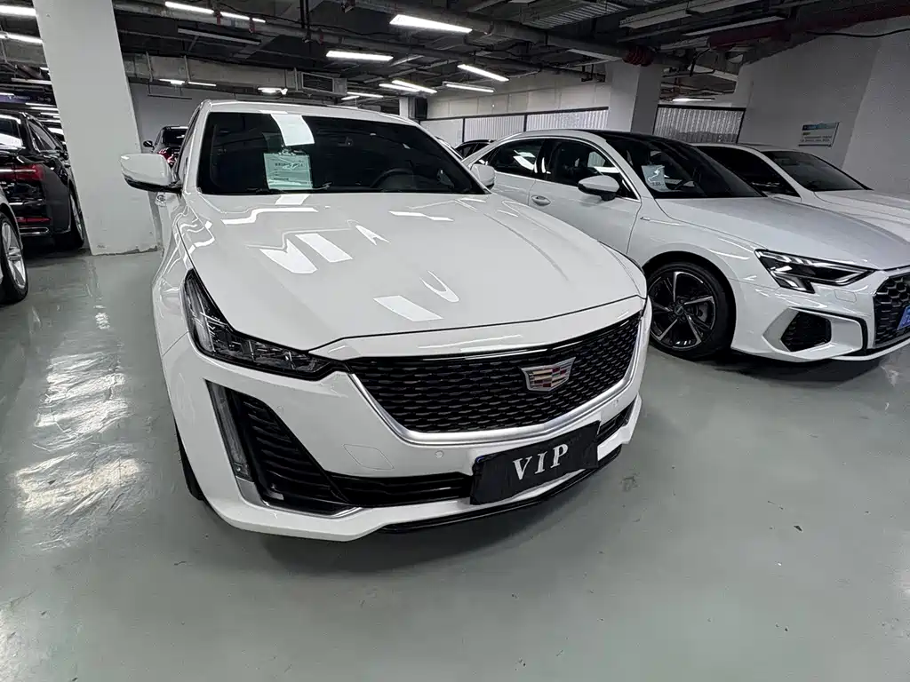 Cadillac CT5 — фото 3