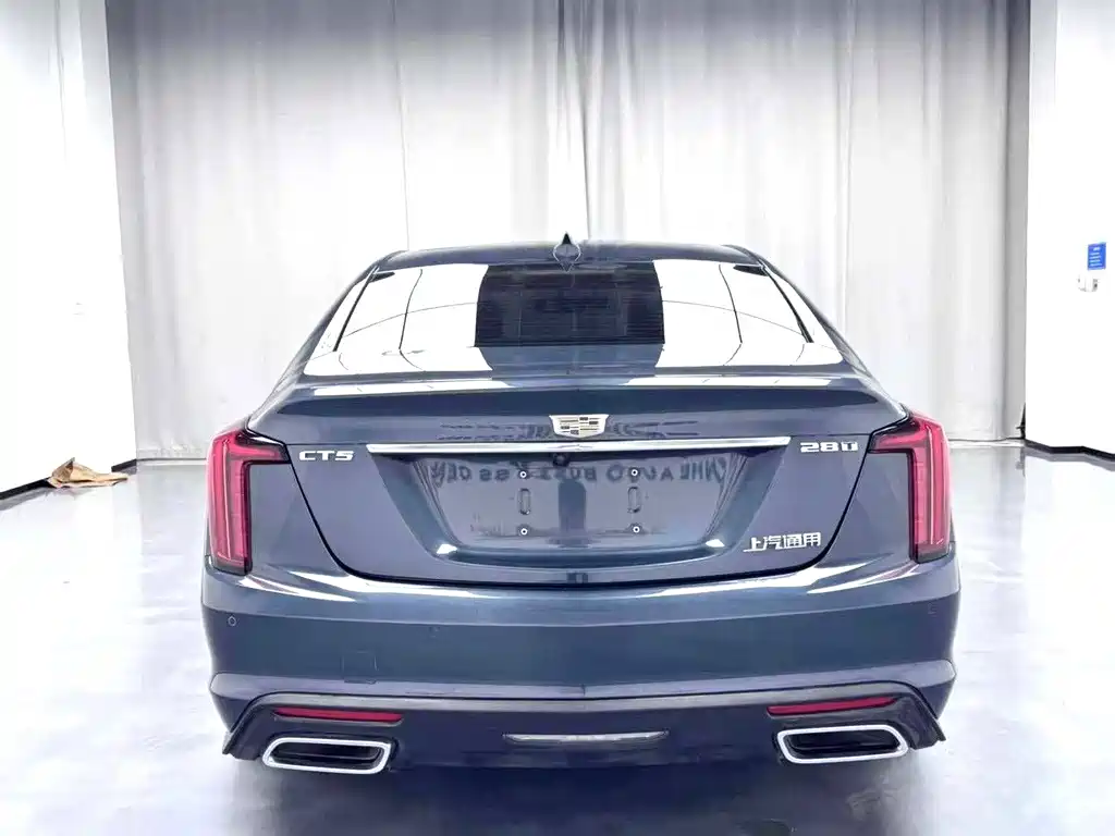 Cadillac CT5 — фото 9