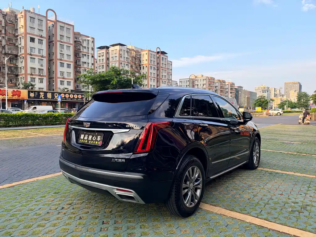 Cadillac XT5 — фото 6