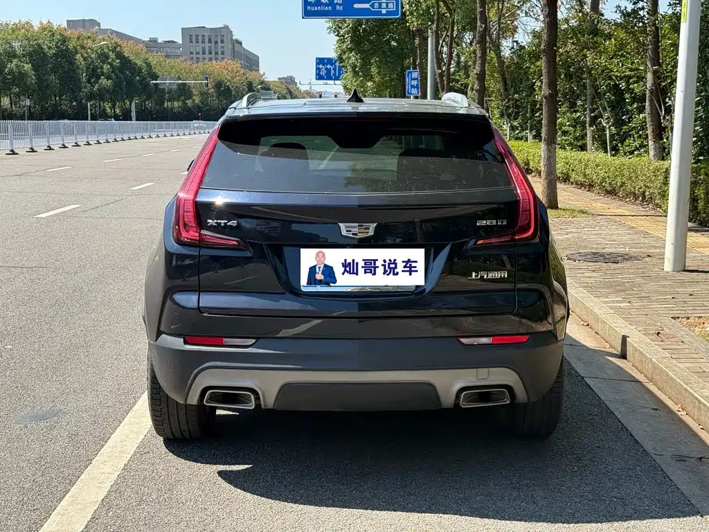 Cadillac XT4 — фото 5