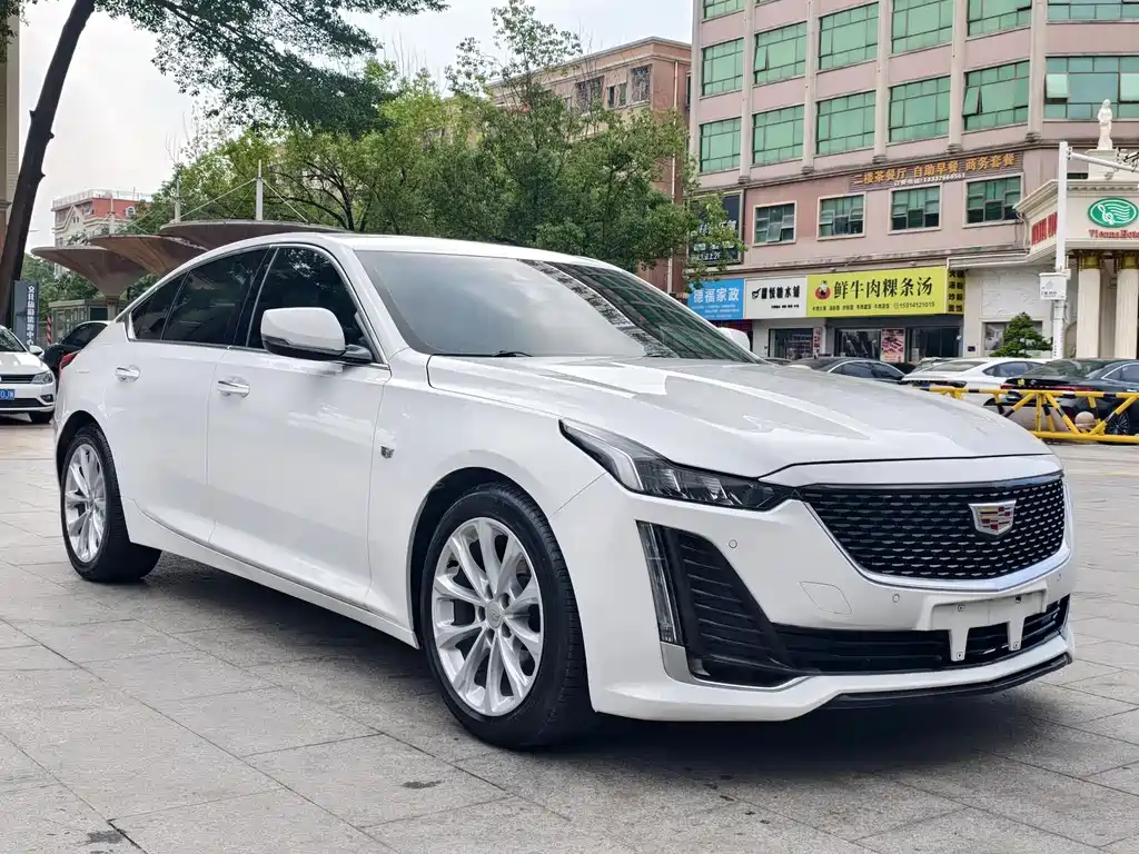 Cadillac CT5 — фото 3