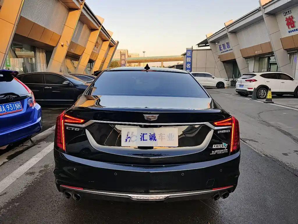 Cadillac CT6 — фото 4