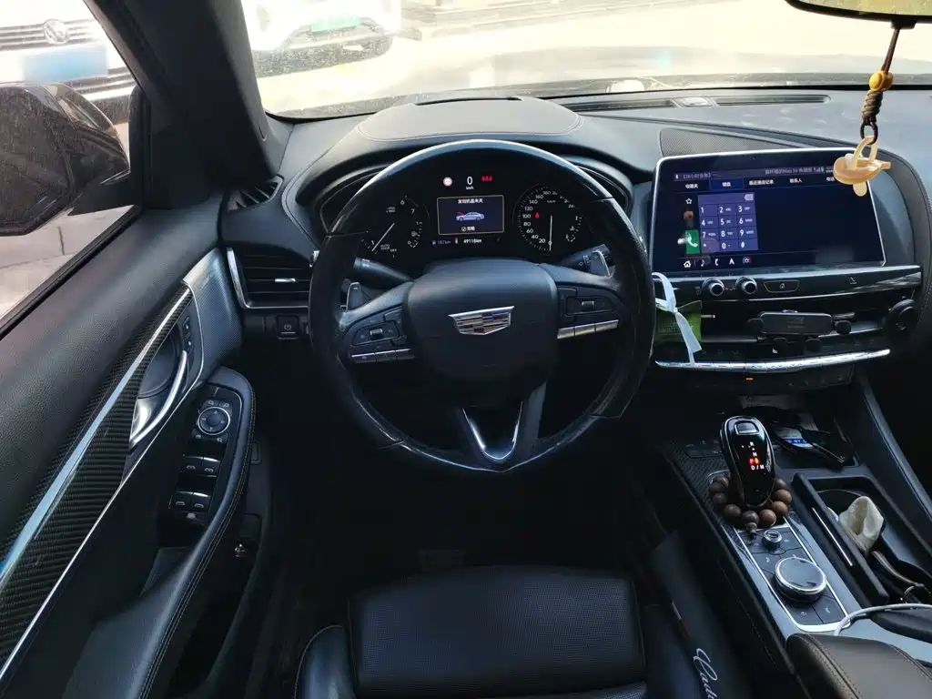 Cadillac CT5 — фото 6