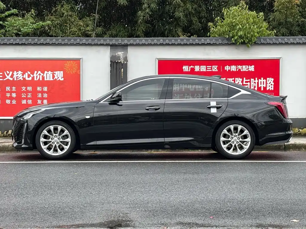 Cadillac CT5 — фото 3