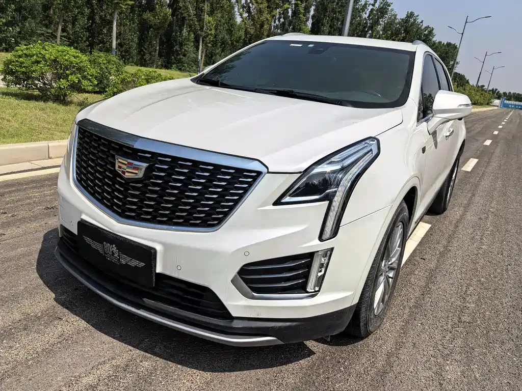 Cadillac XT5 — фото 29