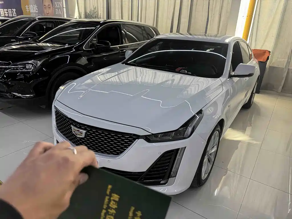 Cadillac CT5