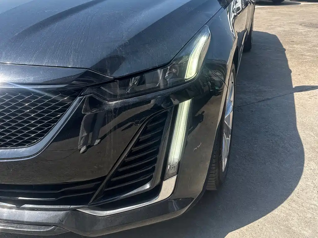 Cadillac CT5 — фото 5