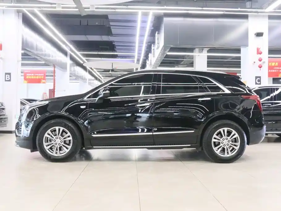 Cadillac XT5 — фото 3
