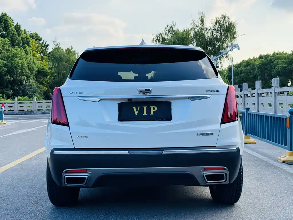 Cadillac XT5 — фото 5