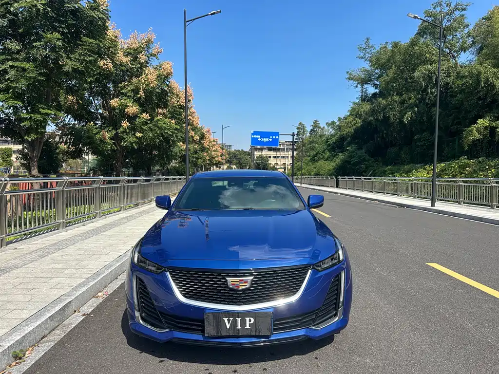Cadillac CT5 — фото 2