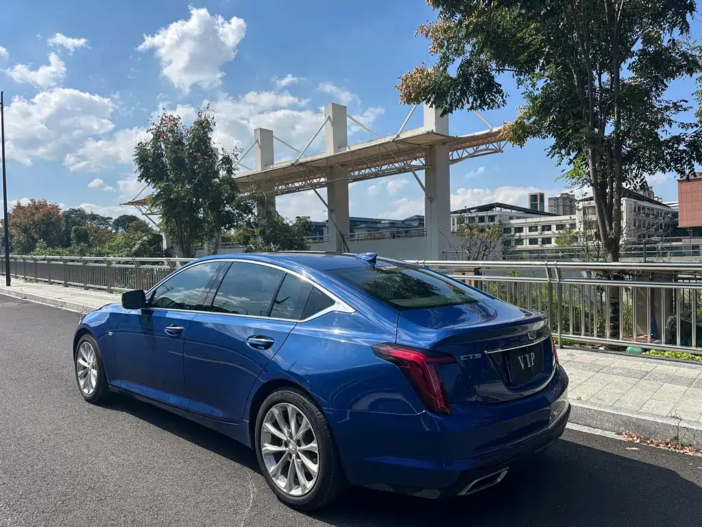 Cadillac CT5 — фото 4