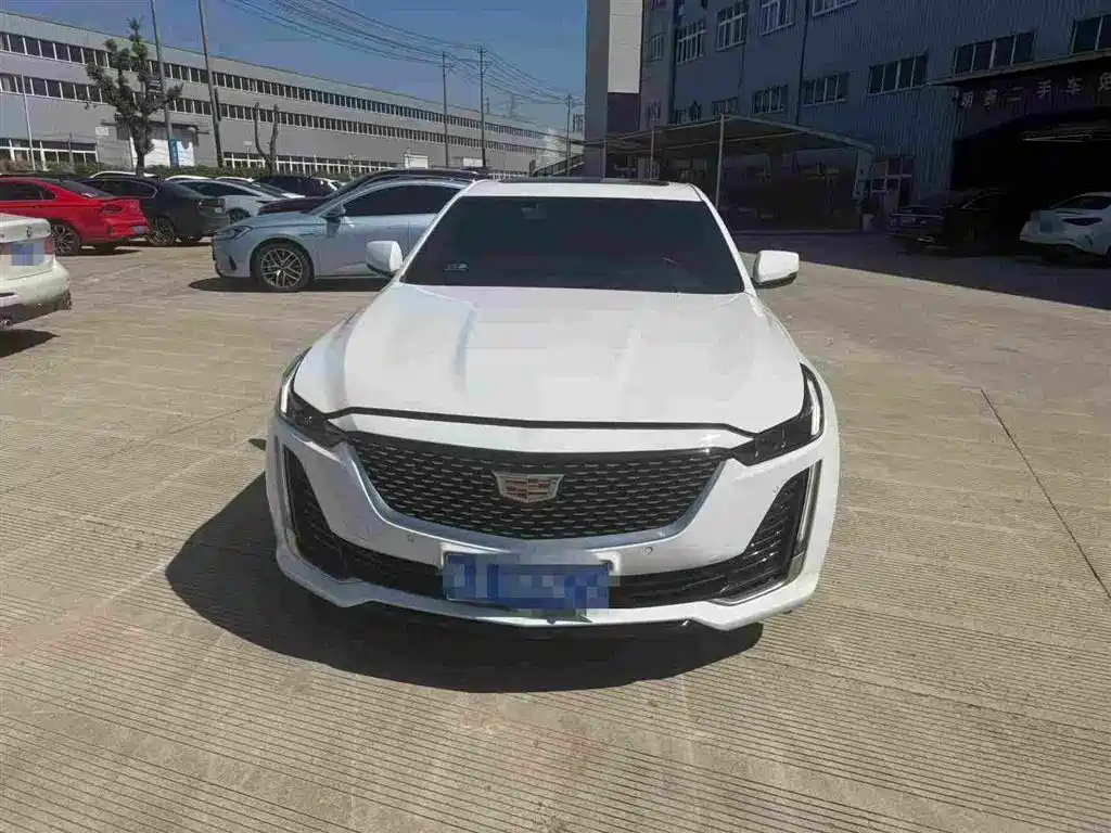 Cadillac CT5 — фото 2