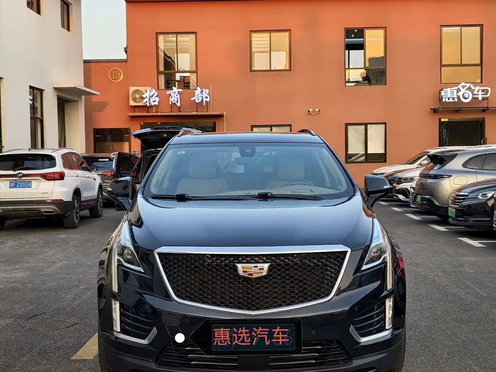 Cadillac XT5 — фото 2