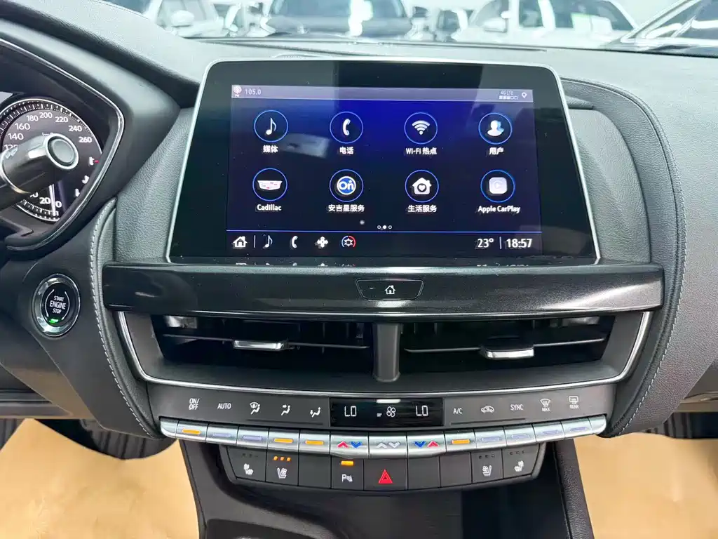 Cadillac CT5 — фото 16