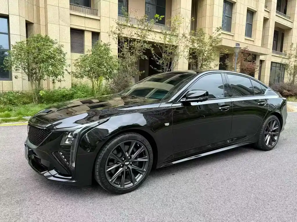 Cadillac CT5 — фото 2