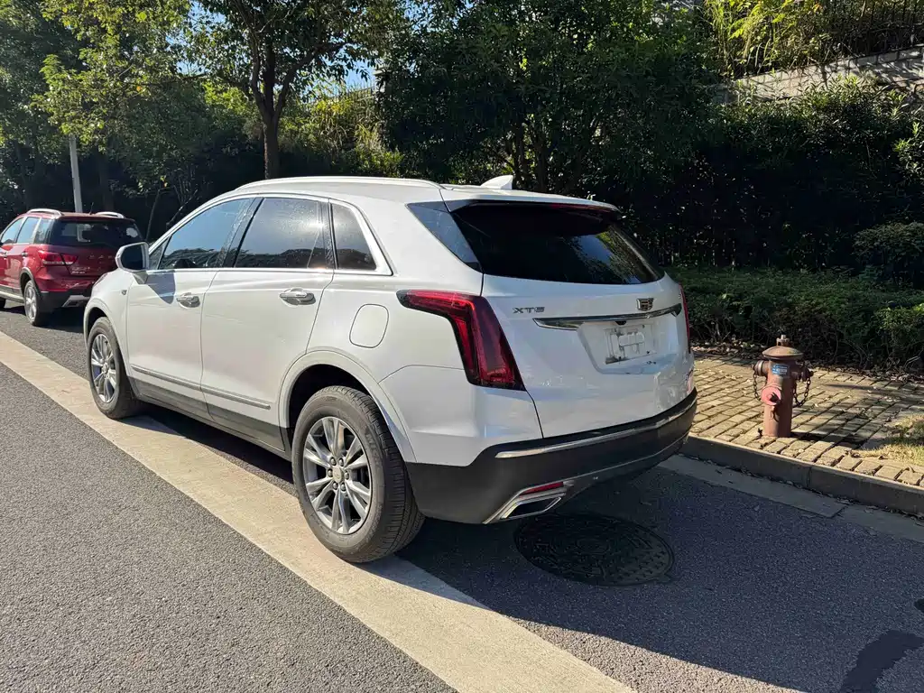 Cadillac XT5 — фото 4