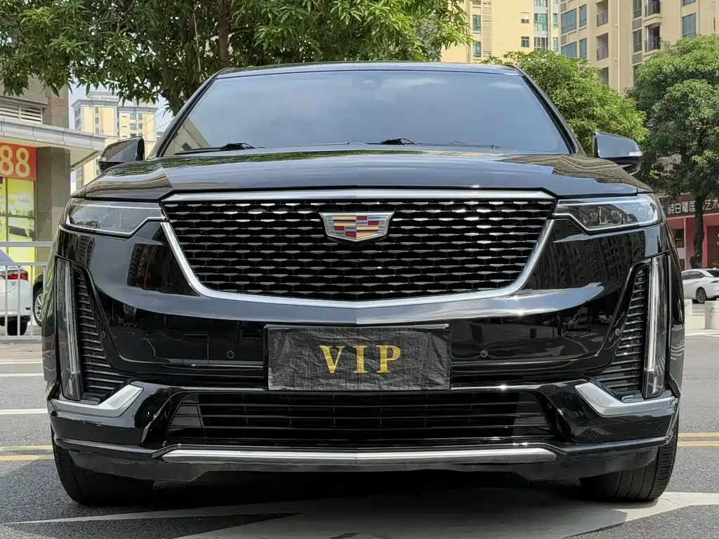 Cadillac XT6 — фото 2