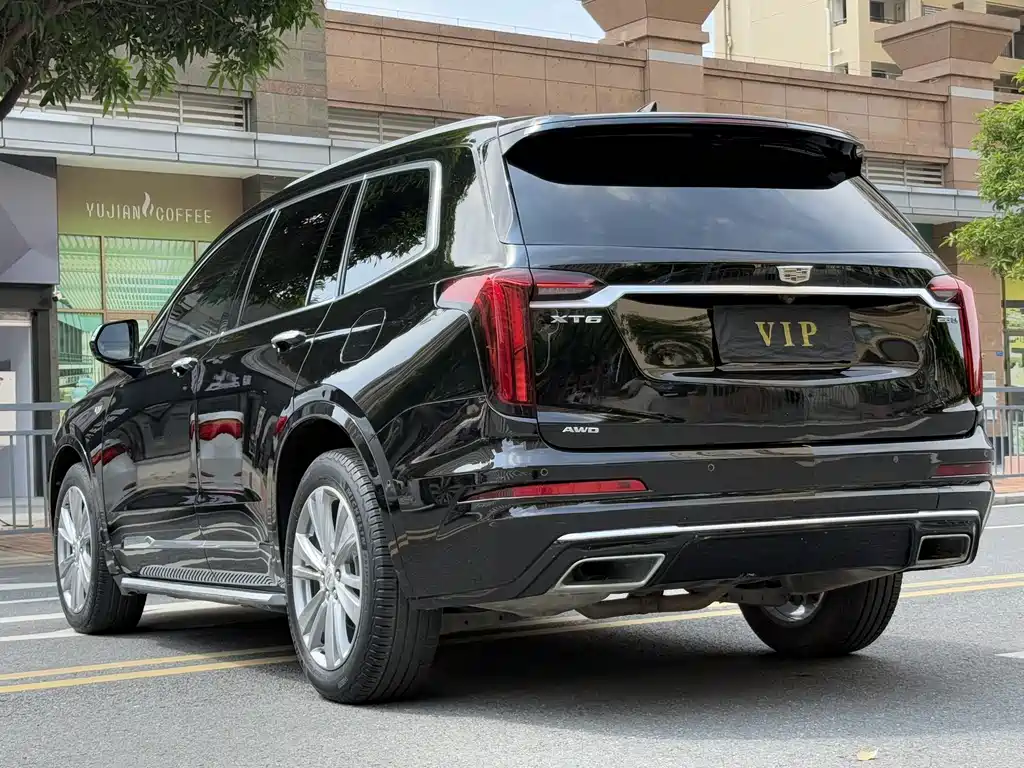 Cadillac XT6 — фото 6