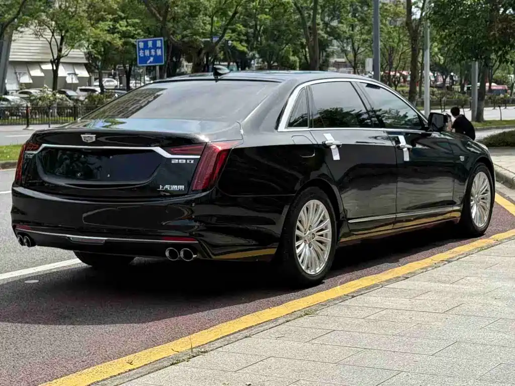 Cadillac CT6 — фото 9
