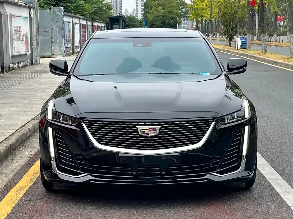Cadillac CT5 — фото 2