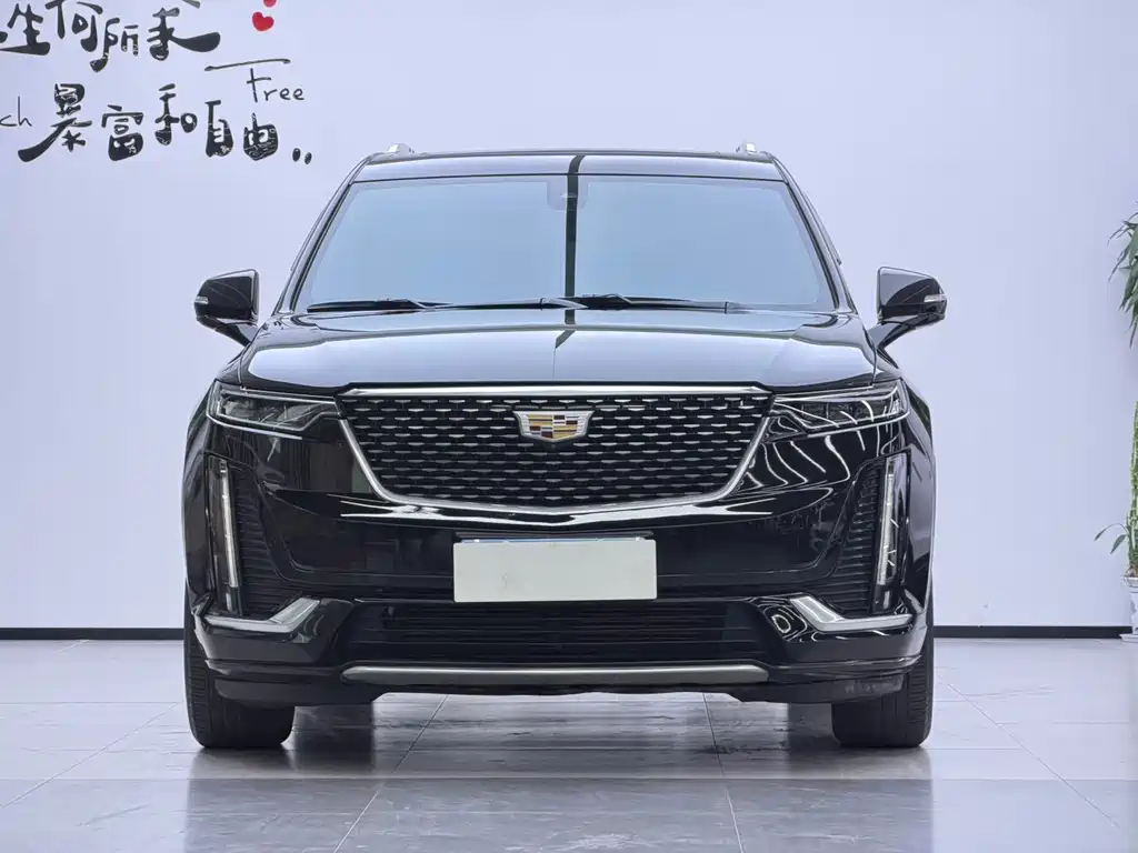 Cadillac XT6 — фото 2