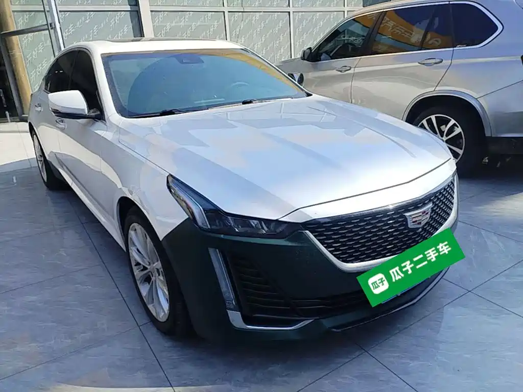 Cadillac CT5 — фото 4