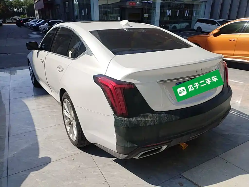 Cadillac CT5 — фото 5