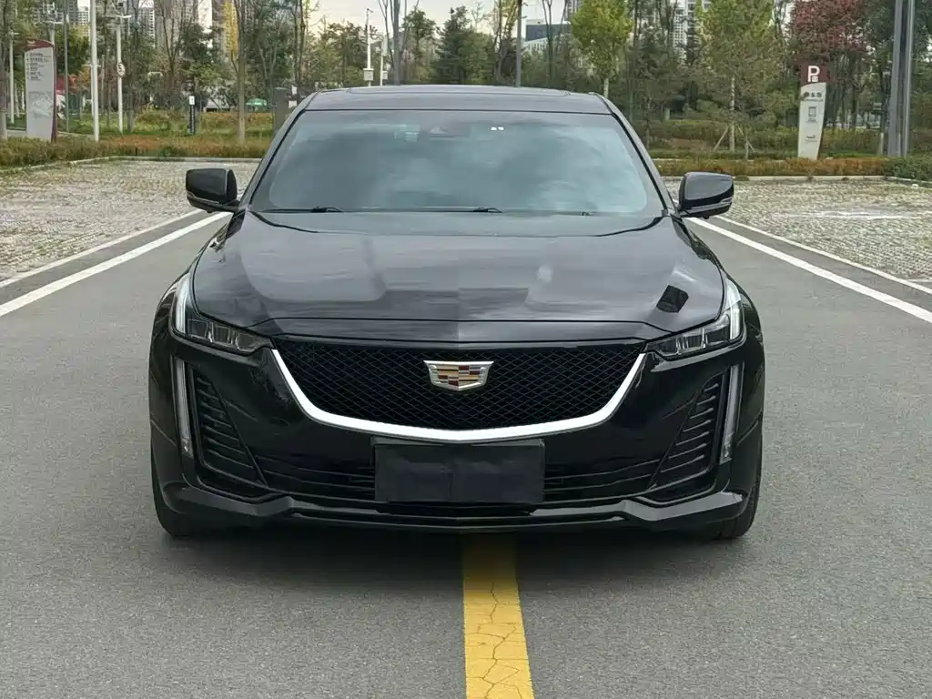 Cadillac CT5 — фото 2