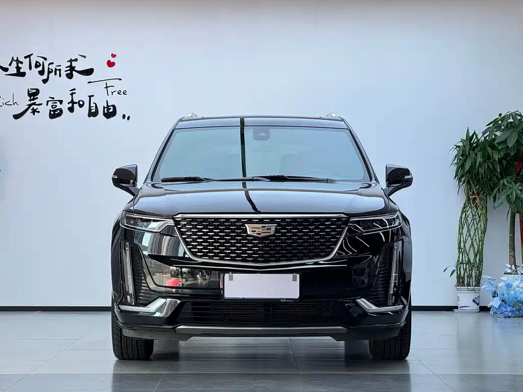 Cadillac XT6 — фото 2