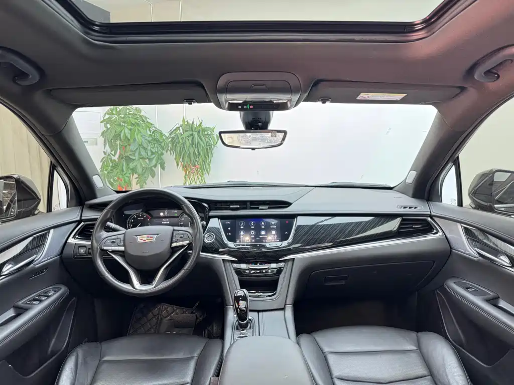 Cadillac XT6 — фото 4
