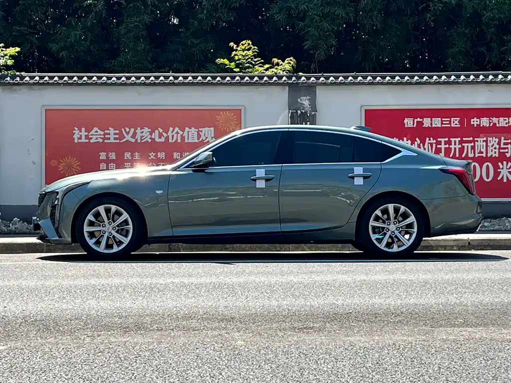 Cadillac CT5 — фото 3