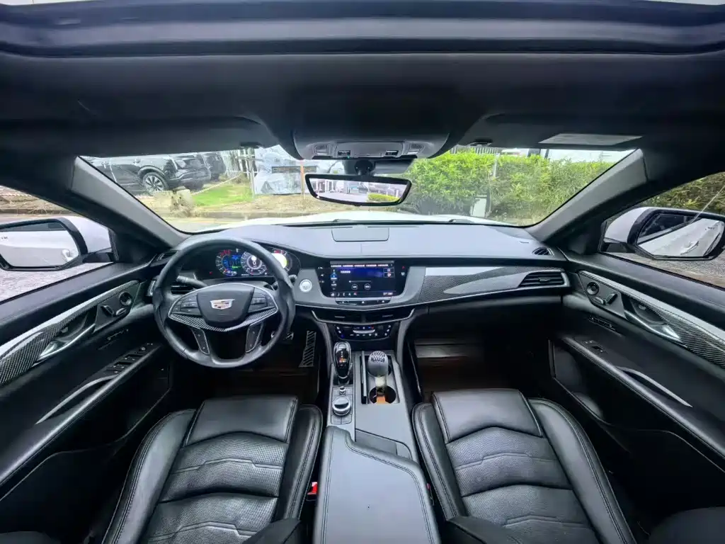 Cadillac CT6 — фото 6