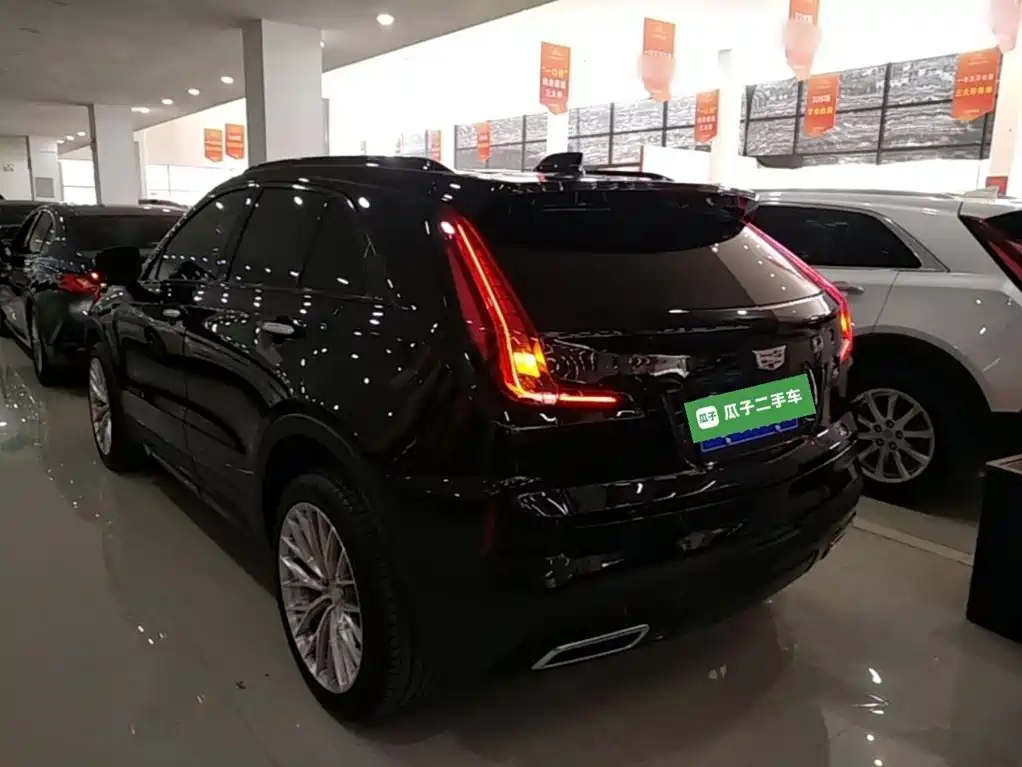 Cadillac XT4 — фото 5