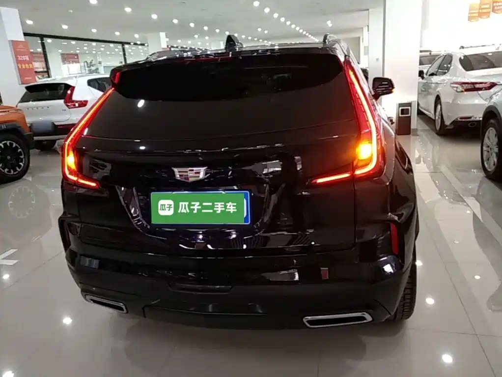 Cadillac XT4 — фото 6