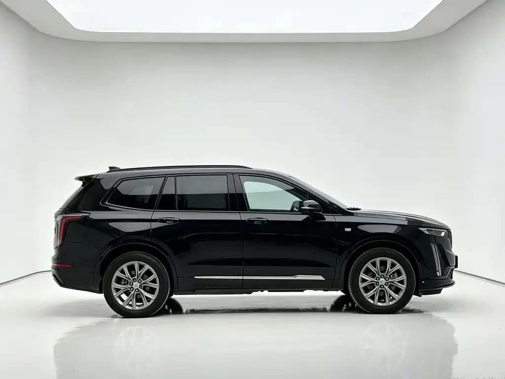 Cadillac XT6 — фото 9