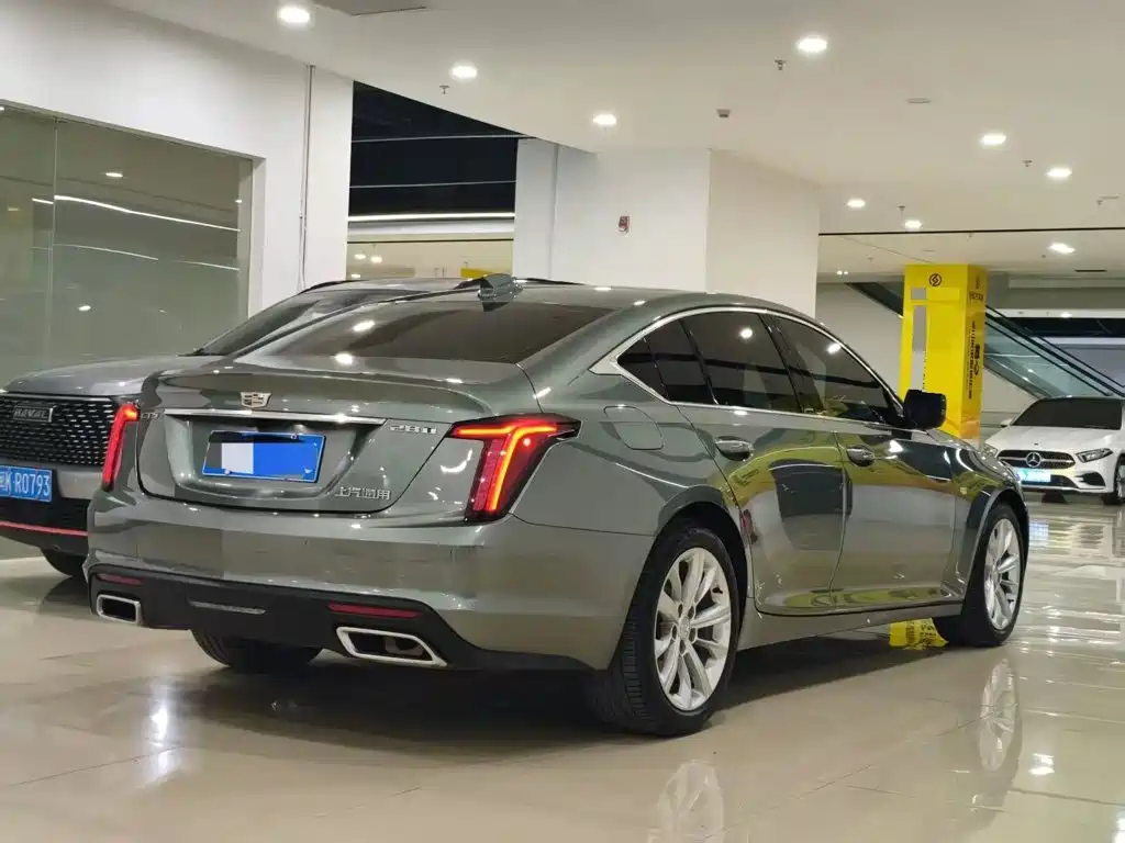 Cadillac CT5 — фото 5