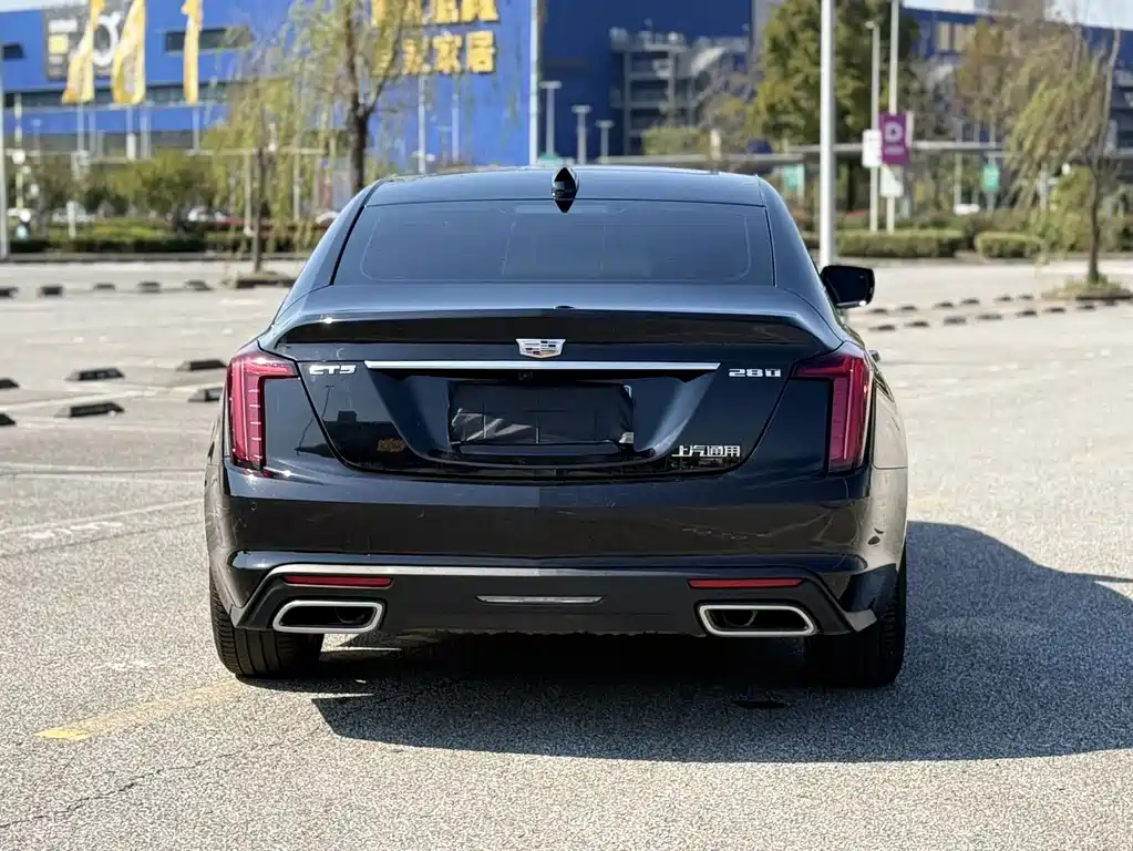 Cadillac CT5 — фото 6
