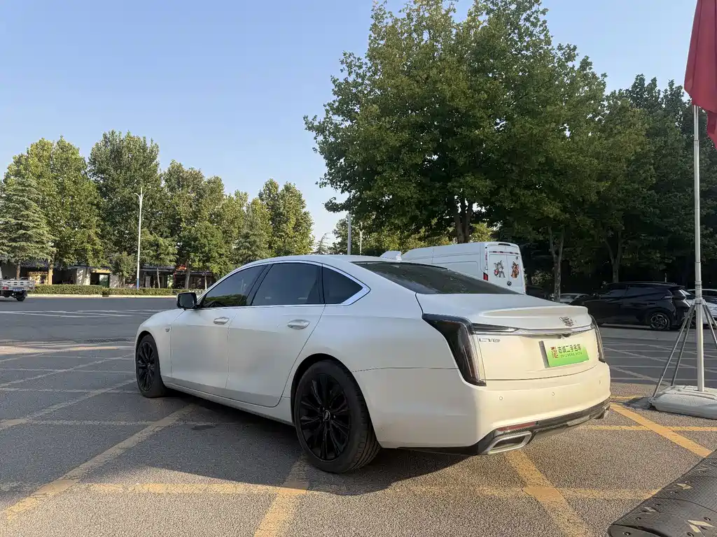 Cadillac CT6 — фото 4