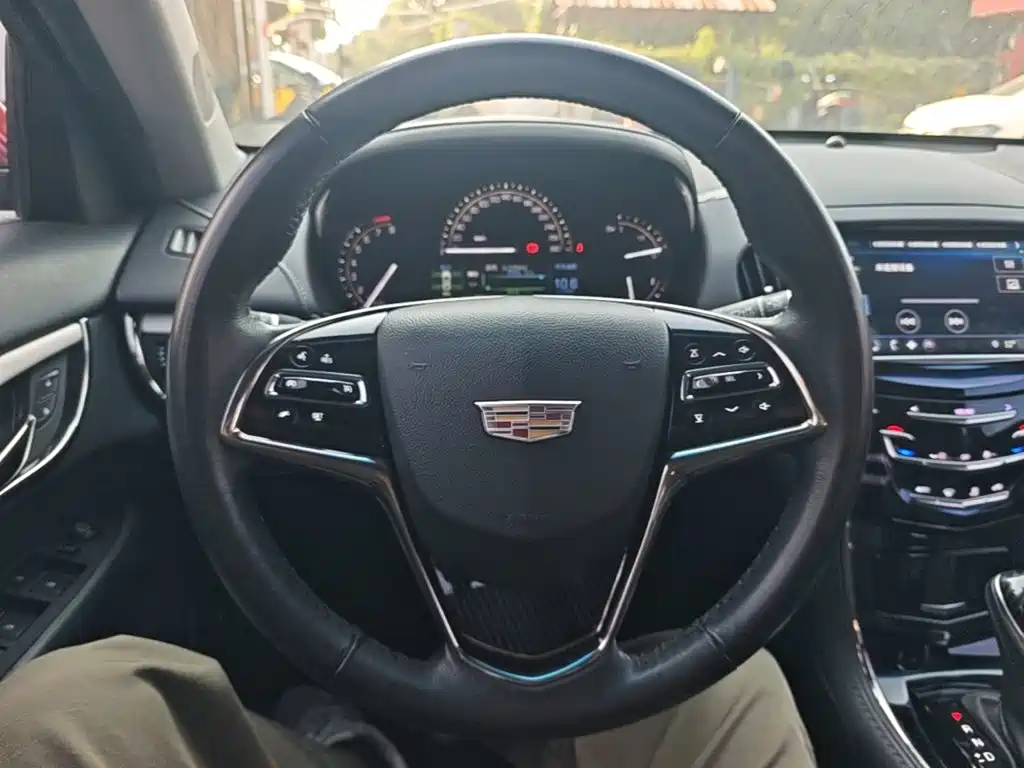 Cadillac ATS-L — фото 11
