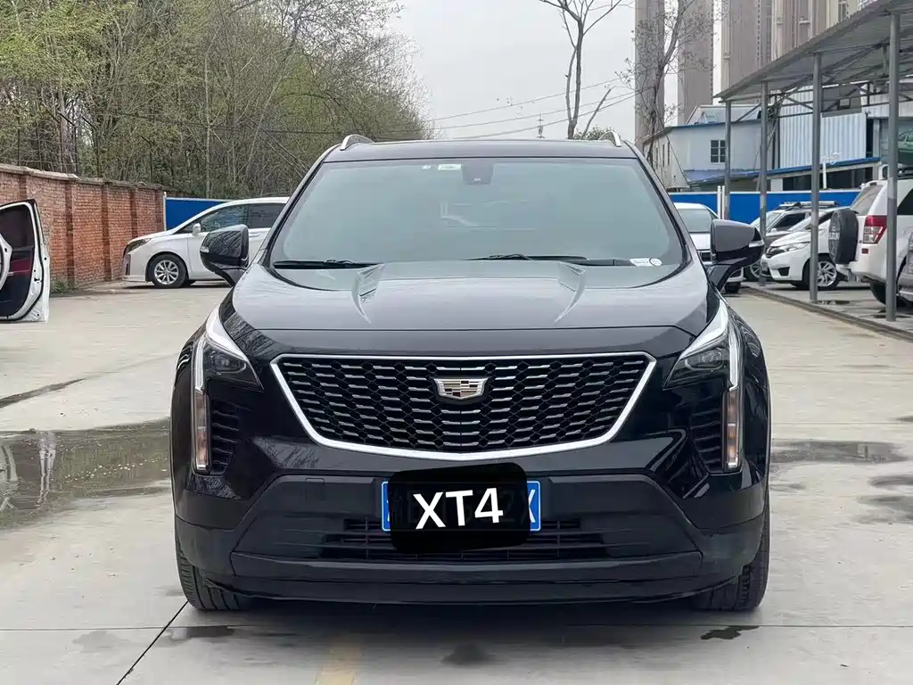 Cadillac XT4 — фото 2