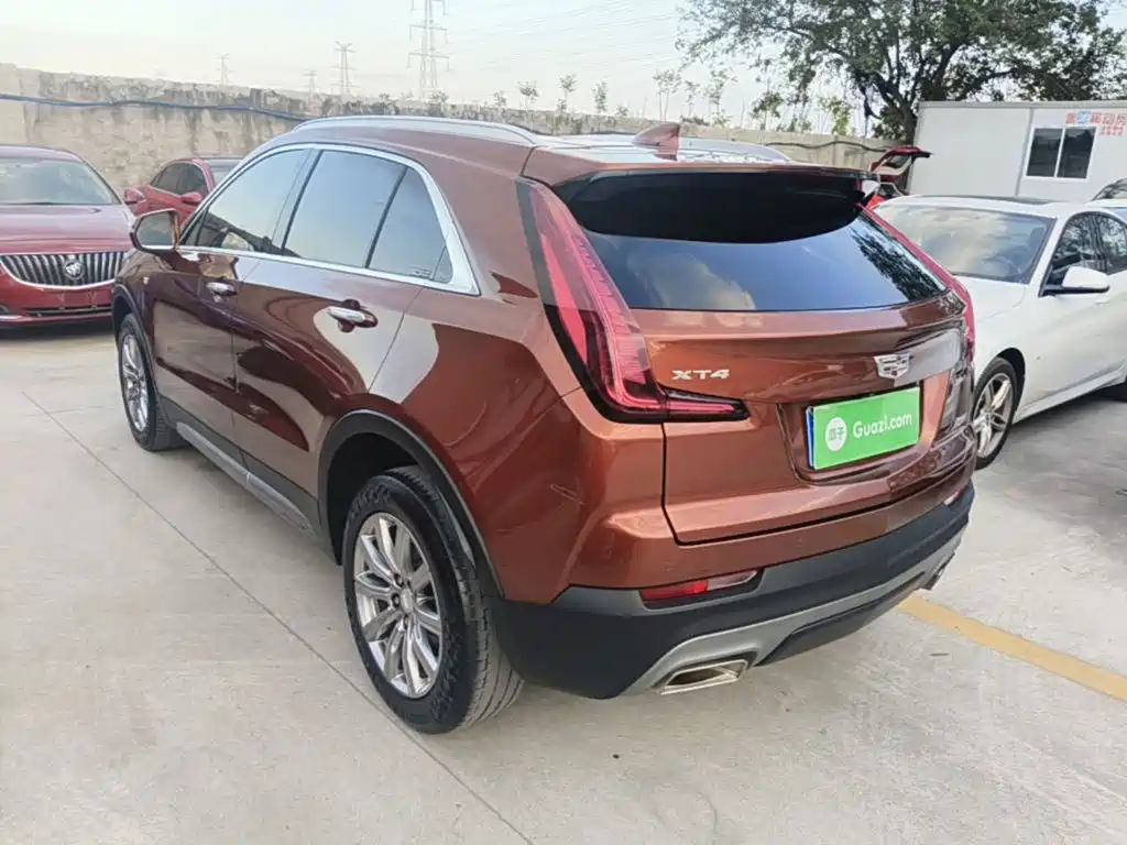 Cadillac XT4 — фото 5